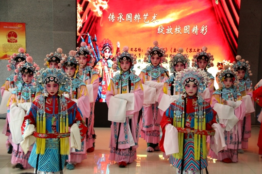 20150928 69 京剧社团带来京剧经典曲目演绎.JPG