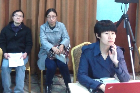 1数学教研员在AP数学课堂听课.jpg