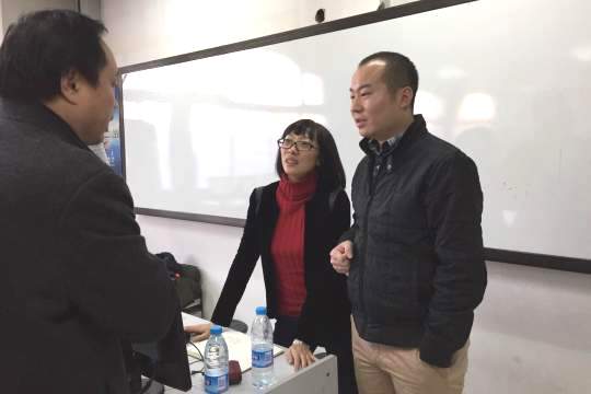 北京数字学校教师与唐山市教师进行讨论和答疑.jpg