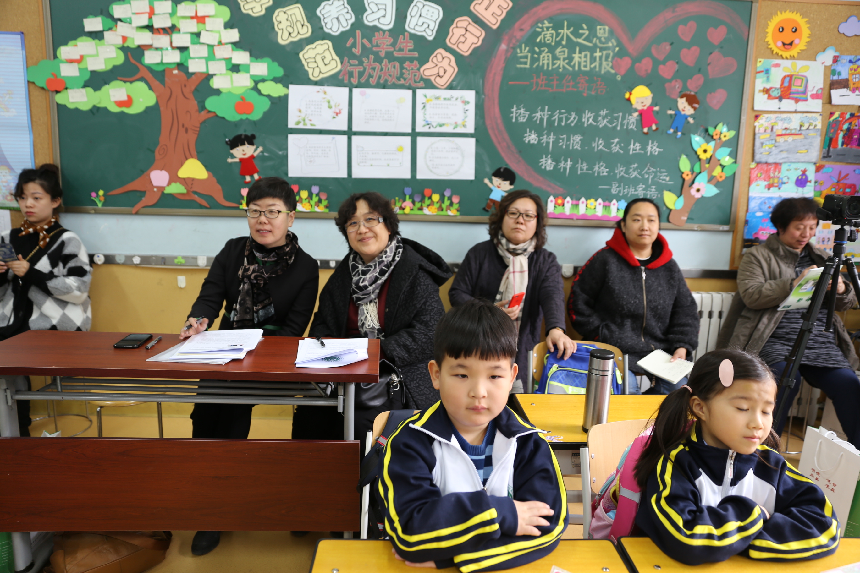 20190328 034胡玲听课.JPG