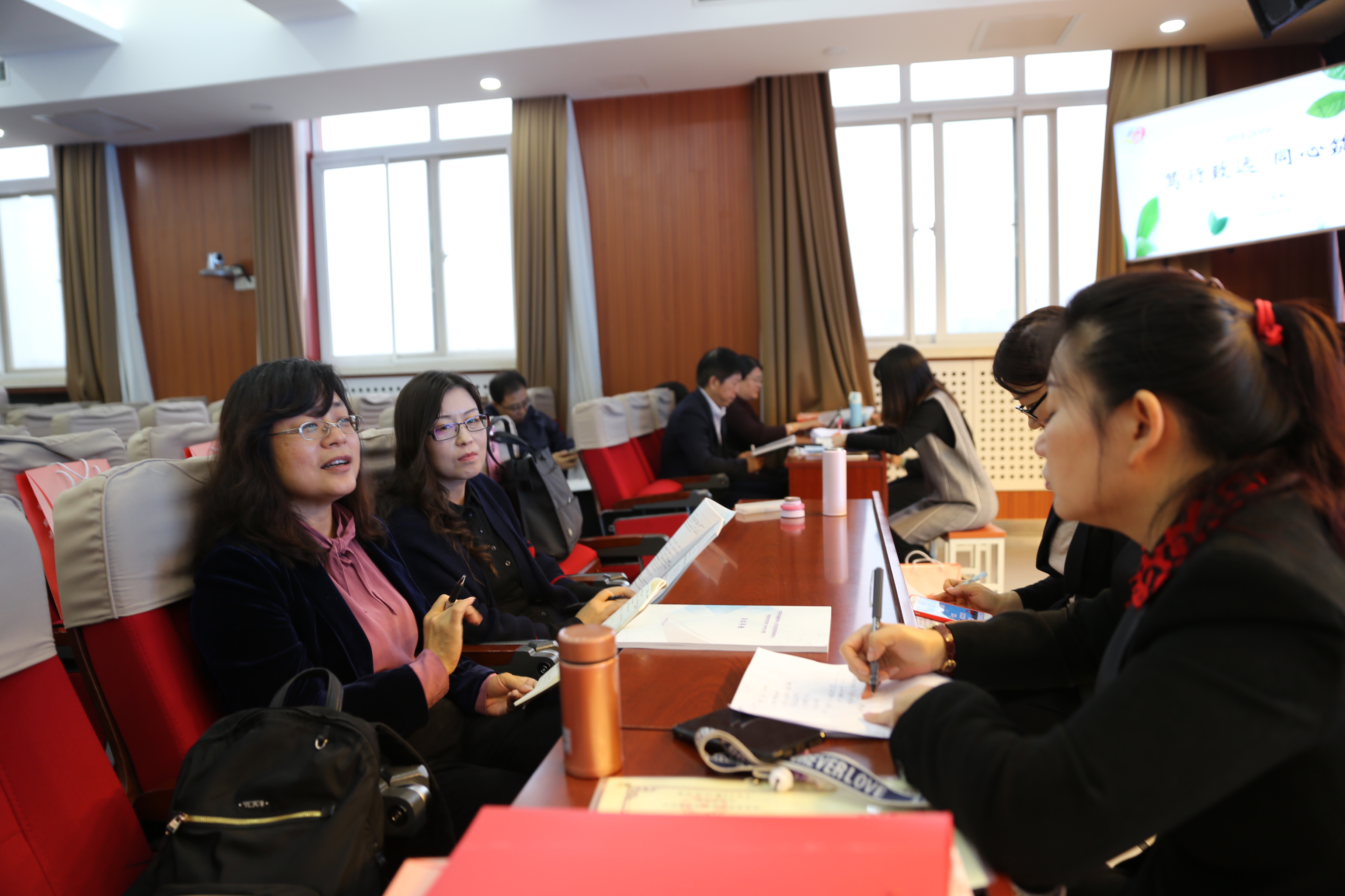 20191024xia 151范存丽评课.JPG